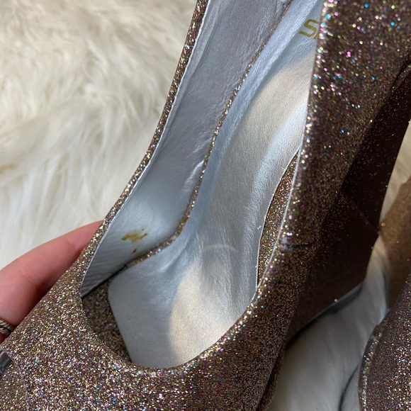Shiekh size 7 sparkly glitter silver bronze heels - Picture 12 of 16